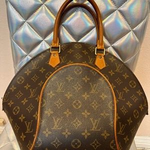 Meet your Posher, Felix